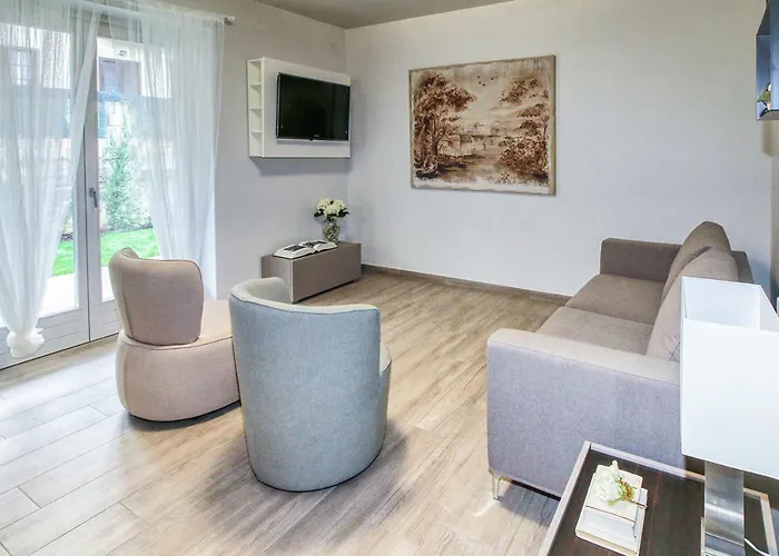 Family With Pool And Amazing Panoramic Penthouse Vakantiehuis Colico
