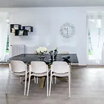 Family With Pool And Amazing Panoramic Penthouse *