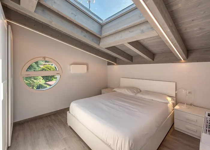 Semesterbostad Family With Pool And Amazing Panoramic Penthouse Colico