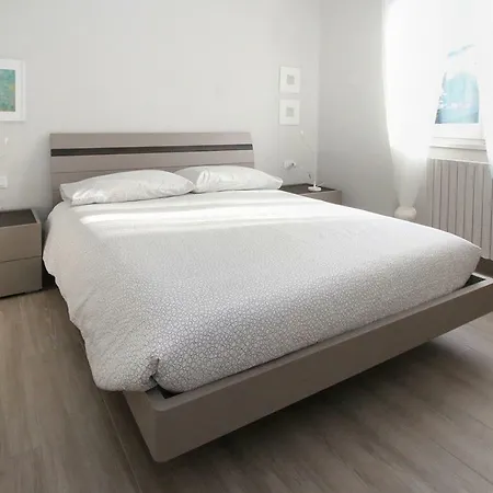 Family With Pool And Amazing Panoramic Penthouse * Colico